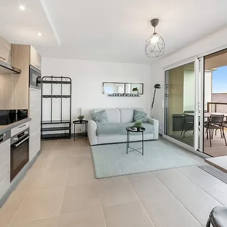 Canephora - 800m Mer, Terrasse, Parking, 400m Gare