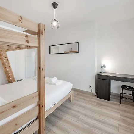 Appartement Canephora - 800m Mer, Terrasse, Parking, 400m Gare